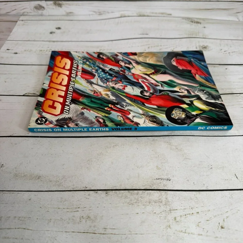 Crisis on Multiple Earths Vol 3 DC Comics Paperback‎ Graphic Novel